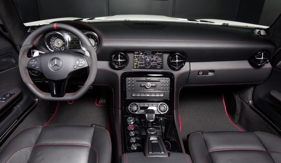  Mercedes-Benz SLS AMG GT Roadster 2012 года  (фото 4 из 47)